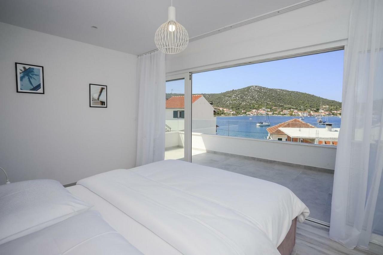 Villa Adastra Vinišće Екстериор снимка