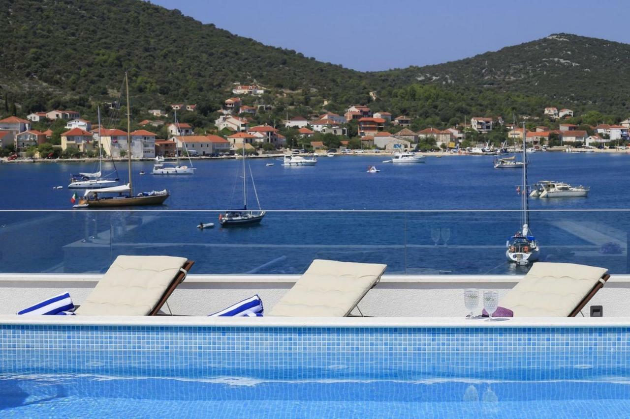 Villa Adastra Vinišće Екстериор снимка
